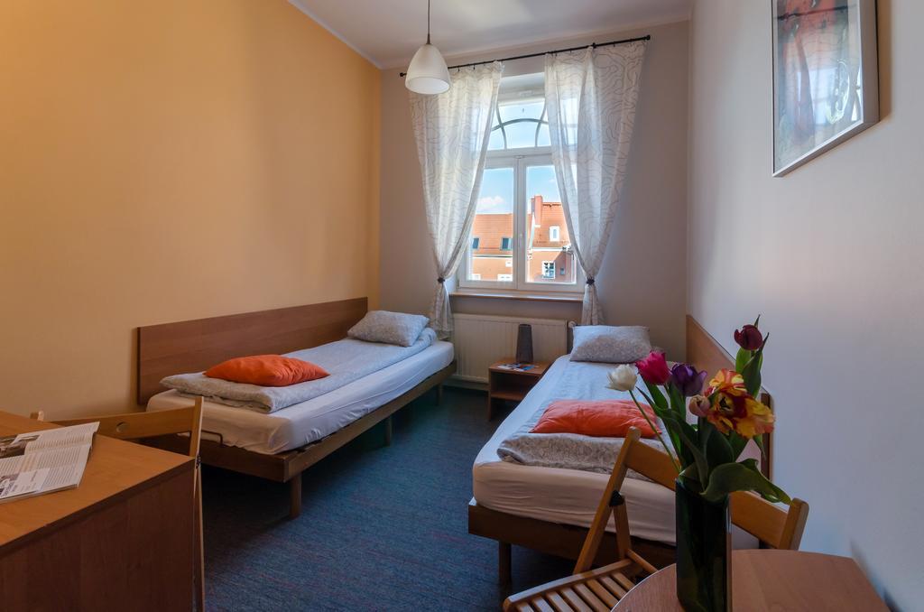 Hill Inn Poznan Exterior photo
